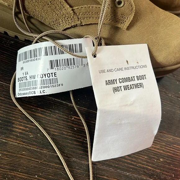 NWT Army Combat Boots Hot Weather Coyote Brown 8R - Picture 2 of 4